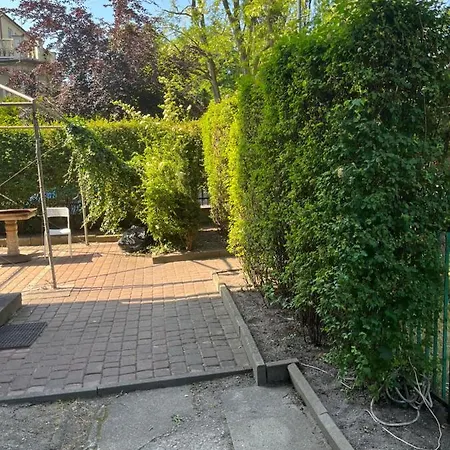 アパート Small Prime Location